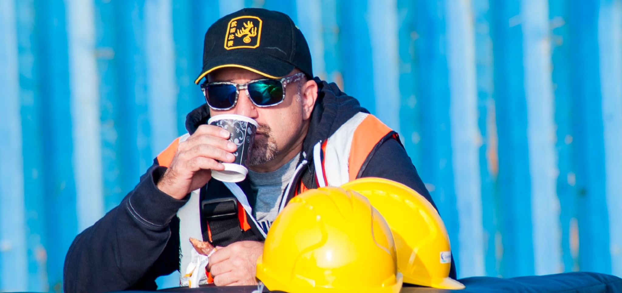 Peter Pedrero behind the scenes on the Specsavers Film4 Stuntman ident